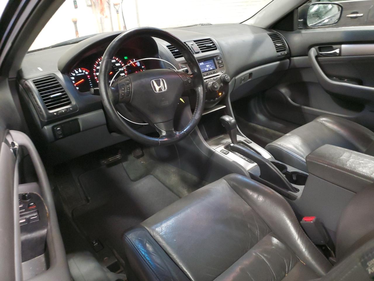 2006 Honda Accord - Image 8