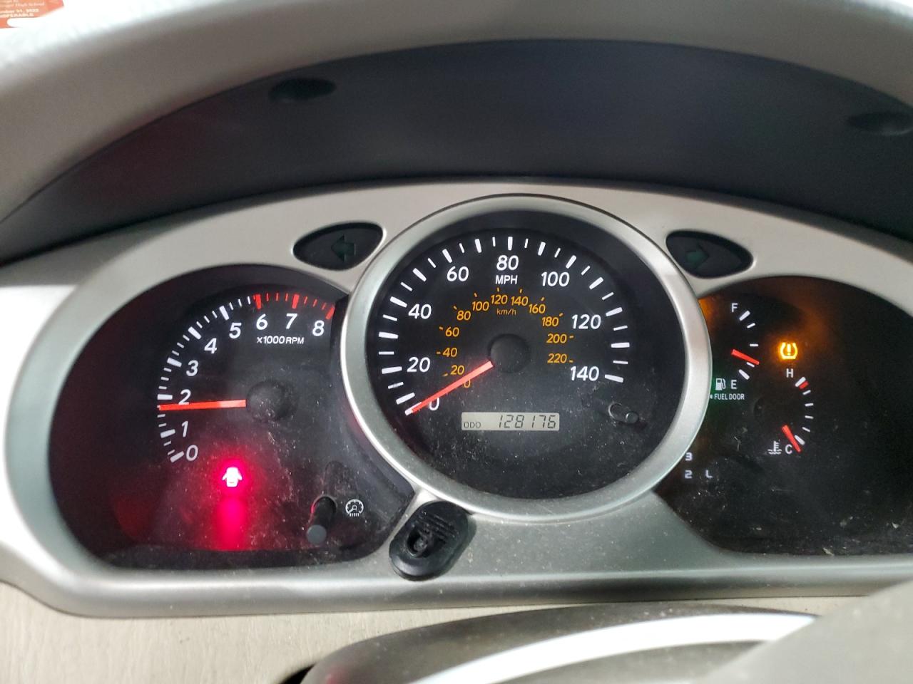 2005 Toyota Highlander - Image 9