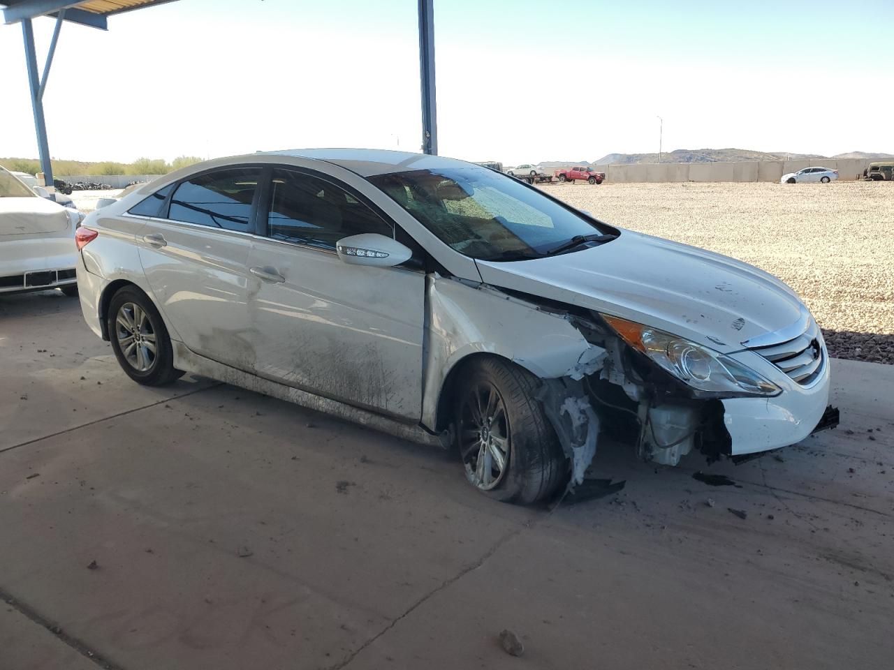 2014 Hyundai Sonata - Image 4