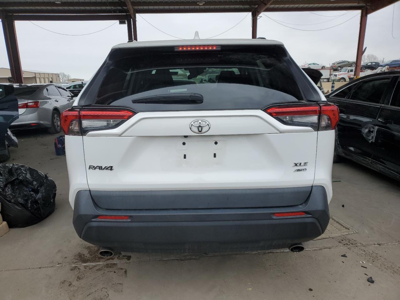 2021 Toyota RAV 4 - Image 6