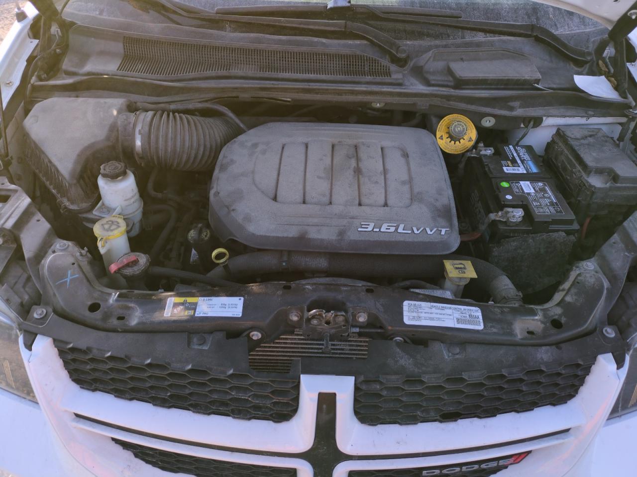 2017 Dodge Caravan - Image 12