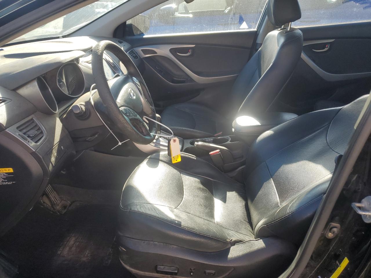 2013 Hyundai Elantra - Image 7