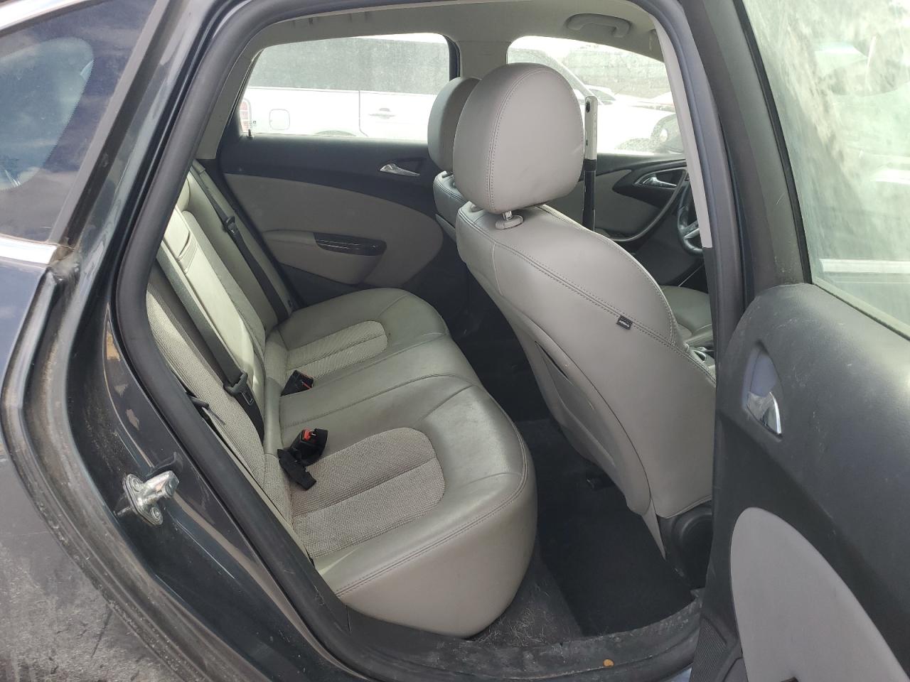 2012 Buick Verano - Image 11