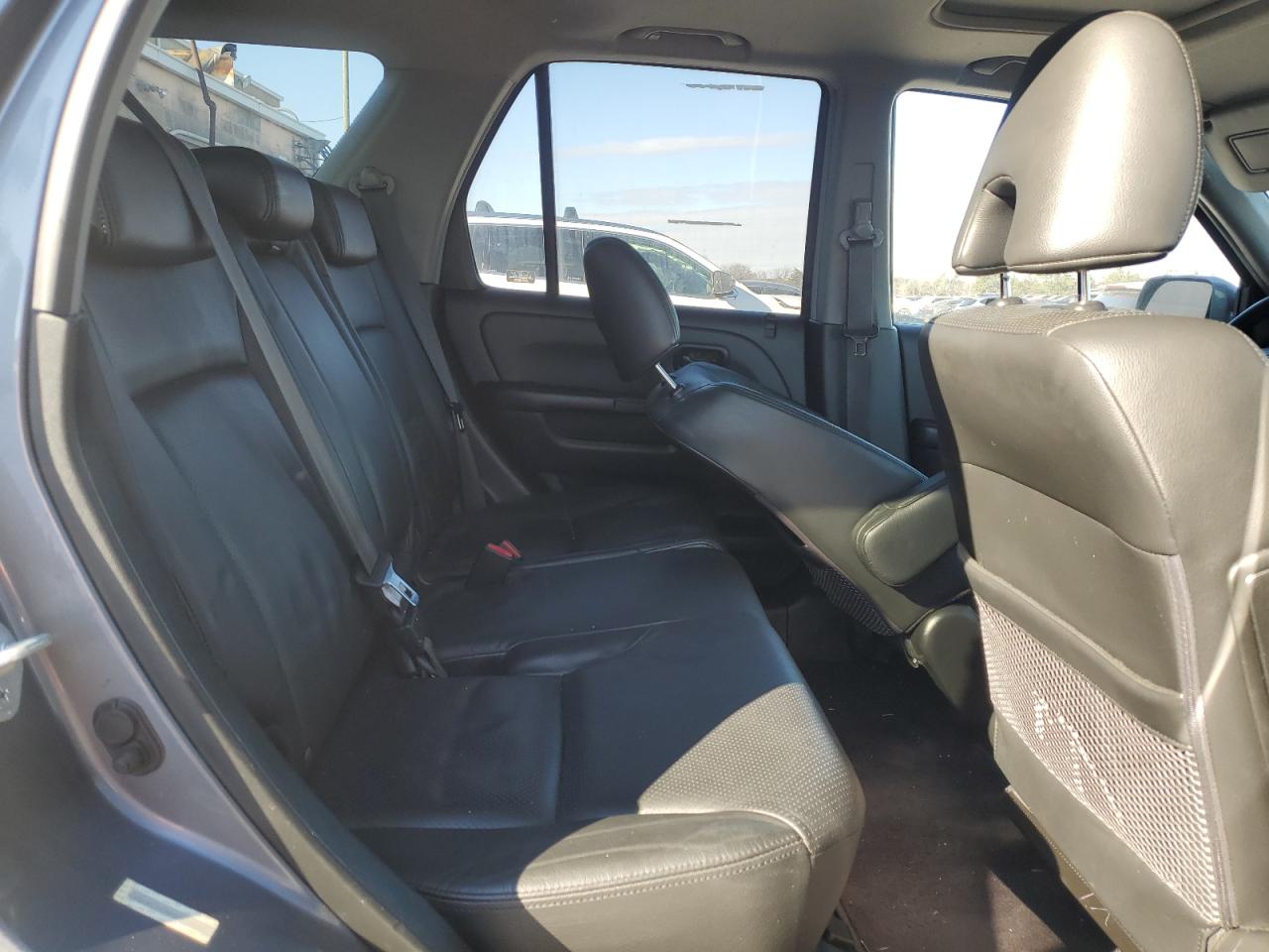 2006 Honda CR-V - Image 11