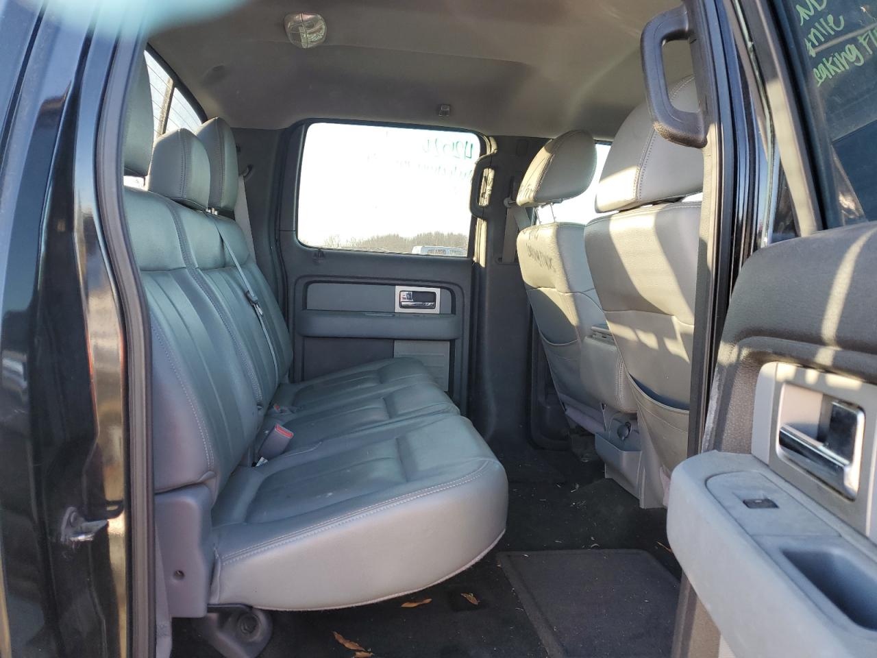2011 Ford F-150 - Image 10