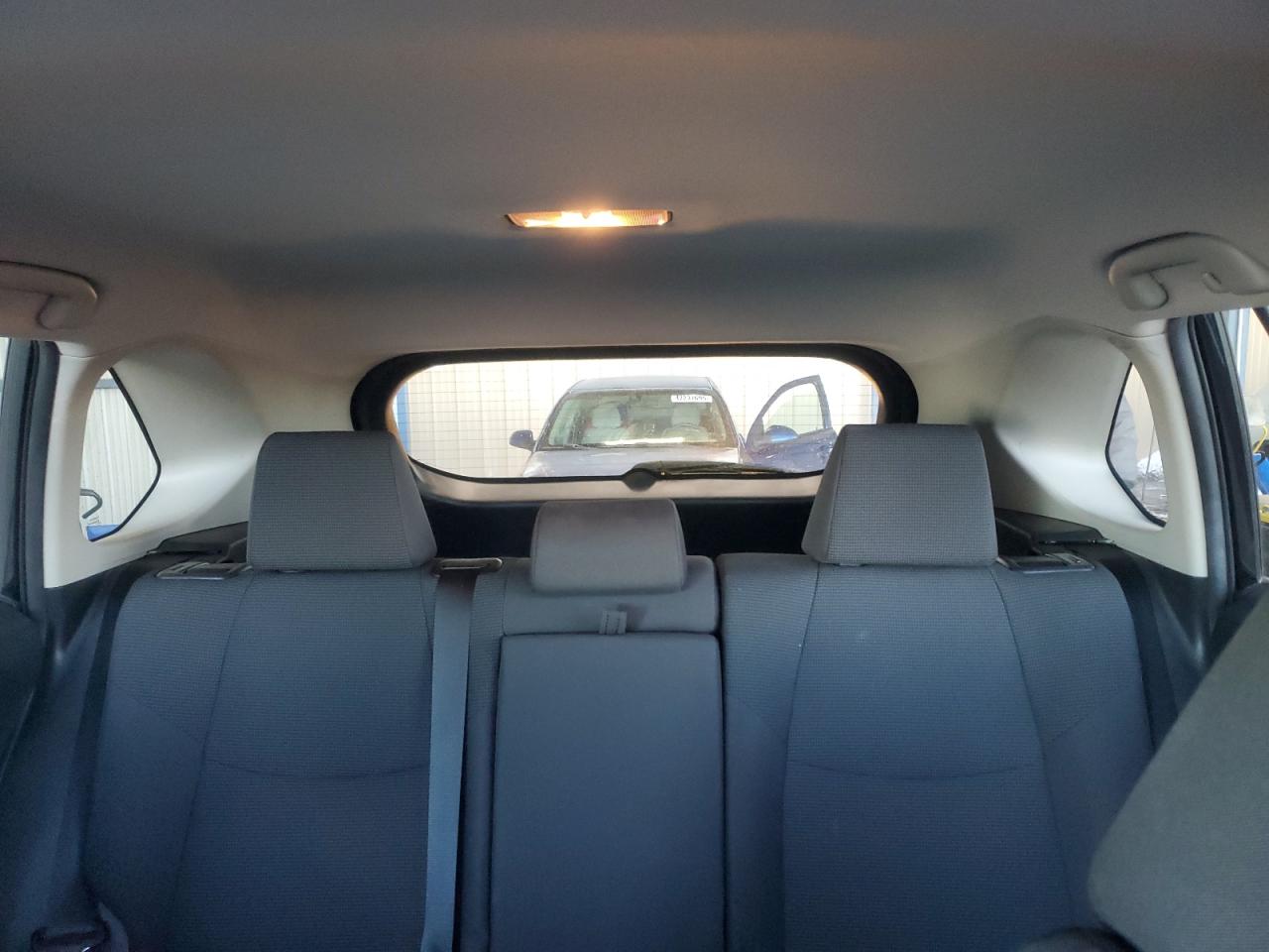 2020 Toyota RAV 4 - Image 10