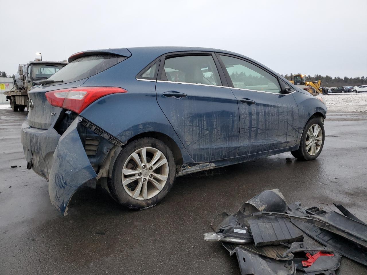 2014 Hyundai Elantra - Image 3