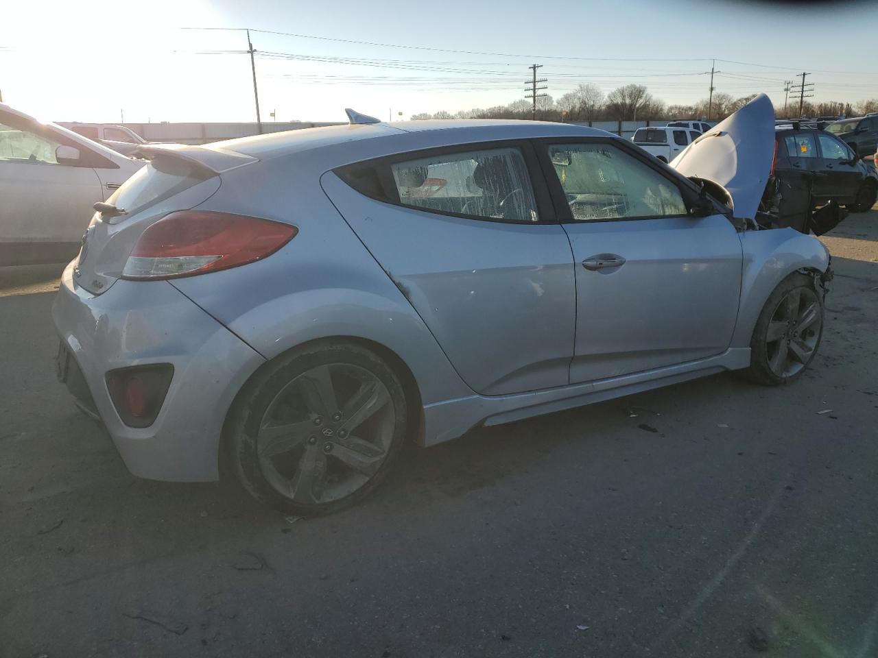 2013 Hyundai Veloster - Image 3