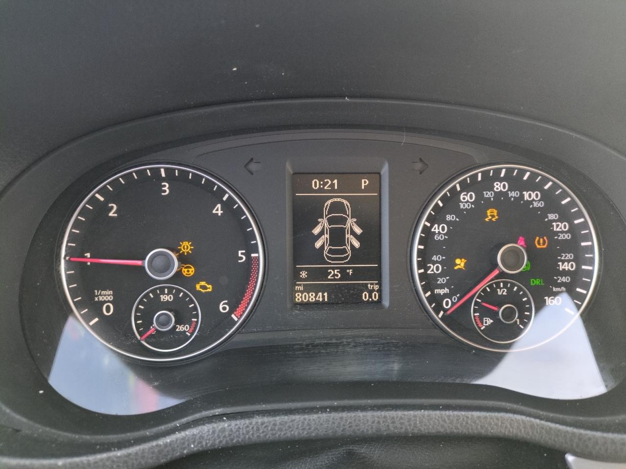 2014 Volkswagen Passat - Image 9