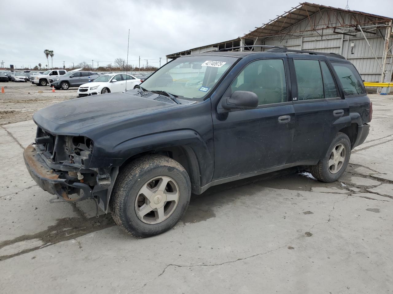 2004 Chevrolet TrailBlazer - Image 1
