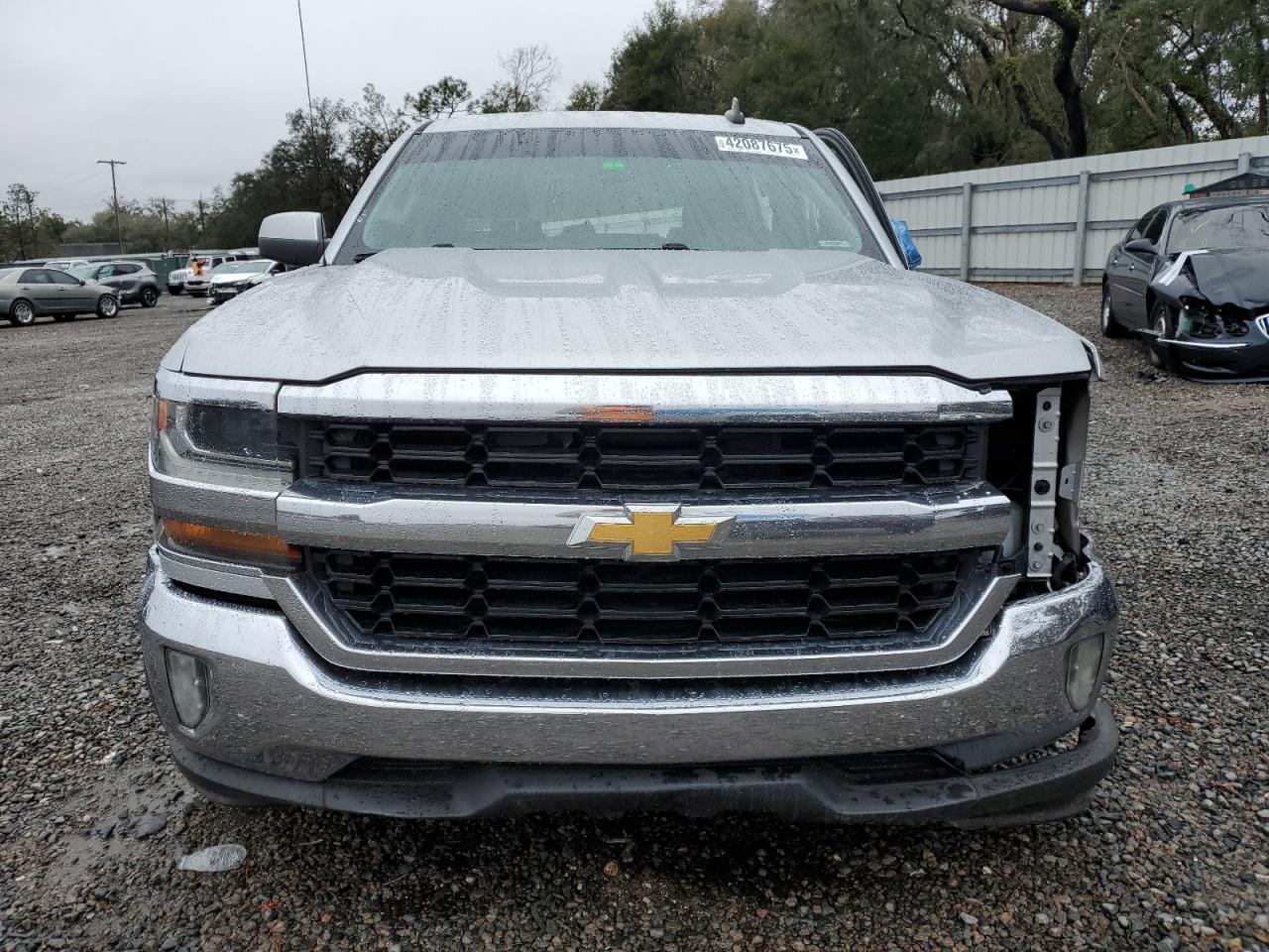 2017 Chevrolet Silverado - Image 5