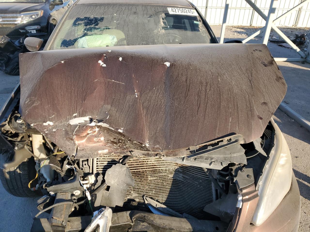 2013 Chrysler 200 - Image 12