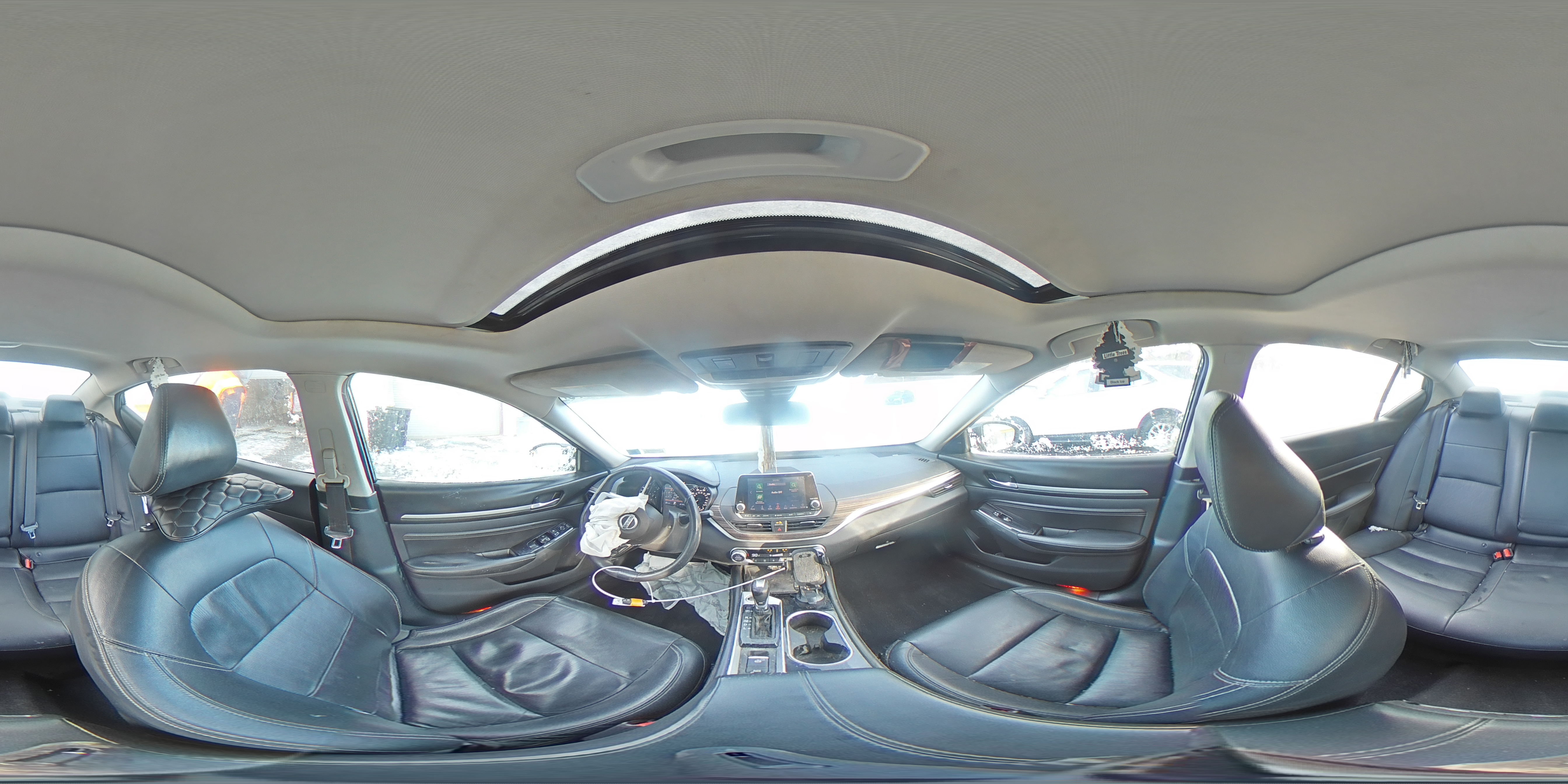 2021 Nissan Altima - Image 13