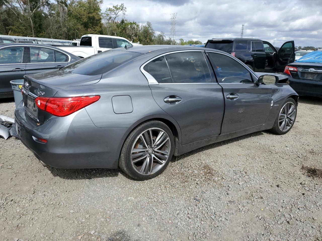 2016 Infiniti Q50 - Image 3