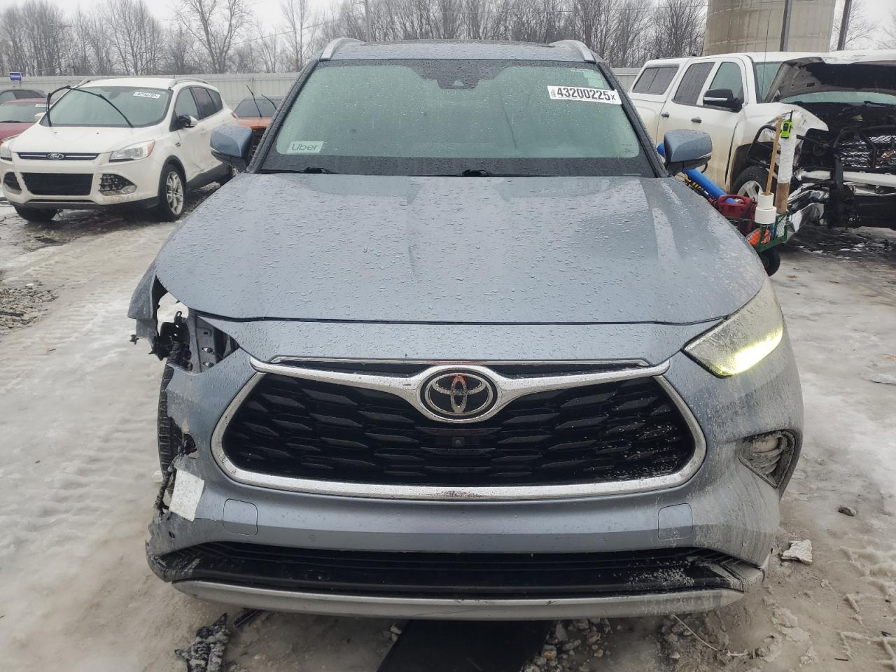 2021 Toyota Highlander - Image 5