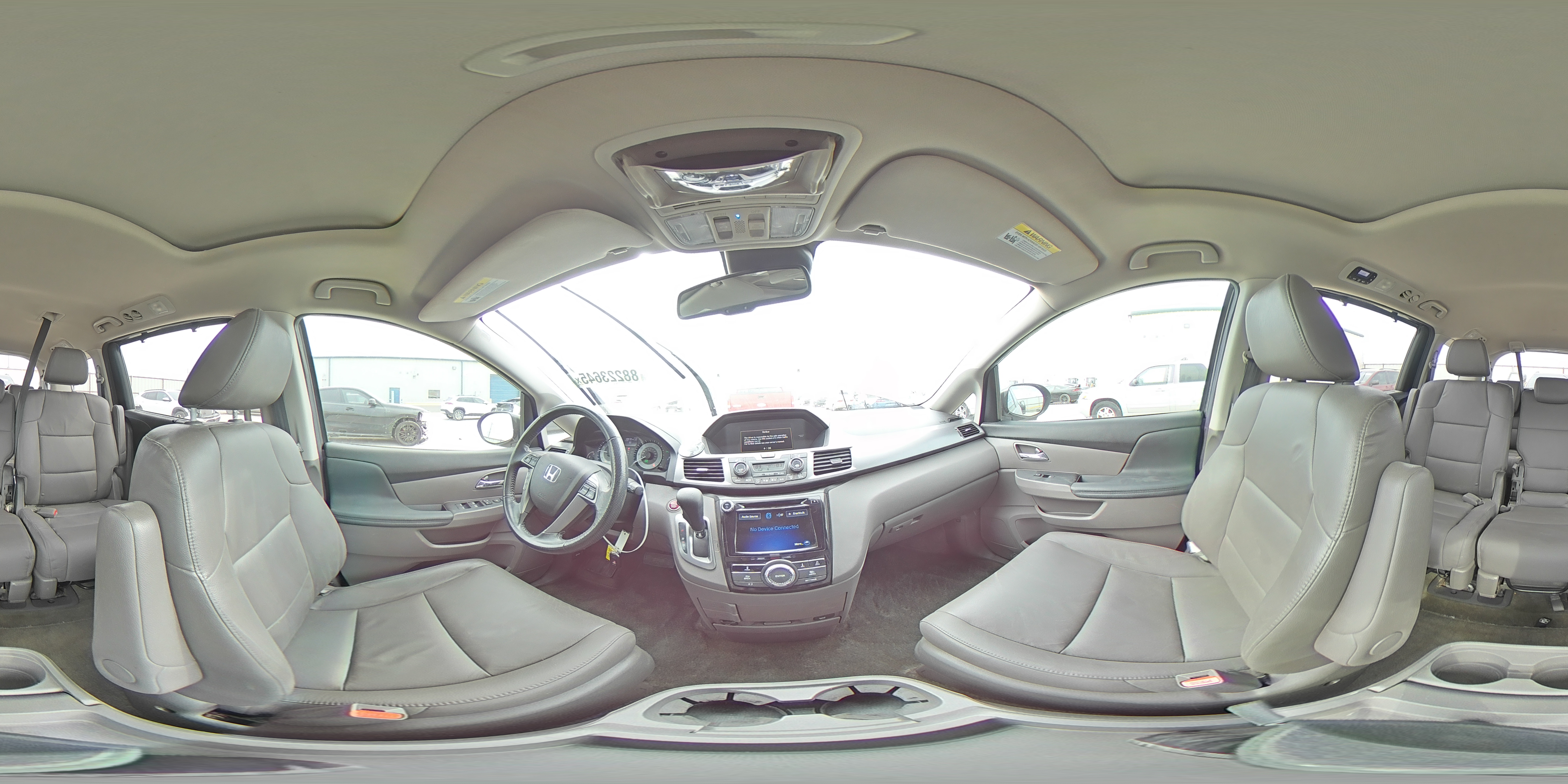 2014 Honda Odyssey - Image 16