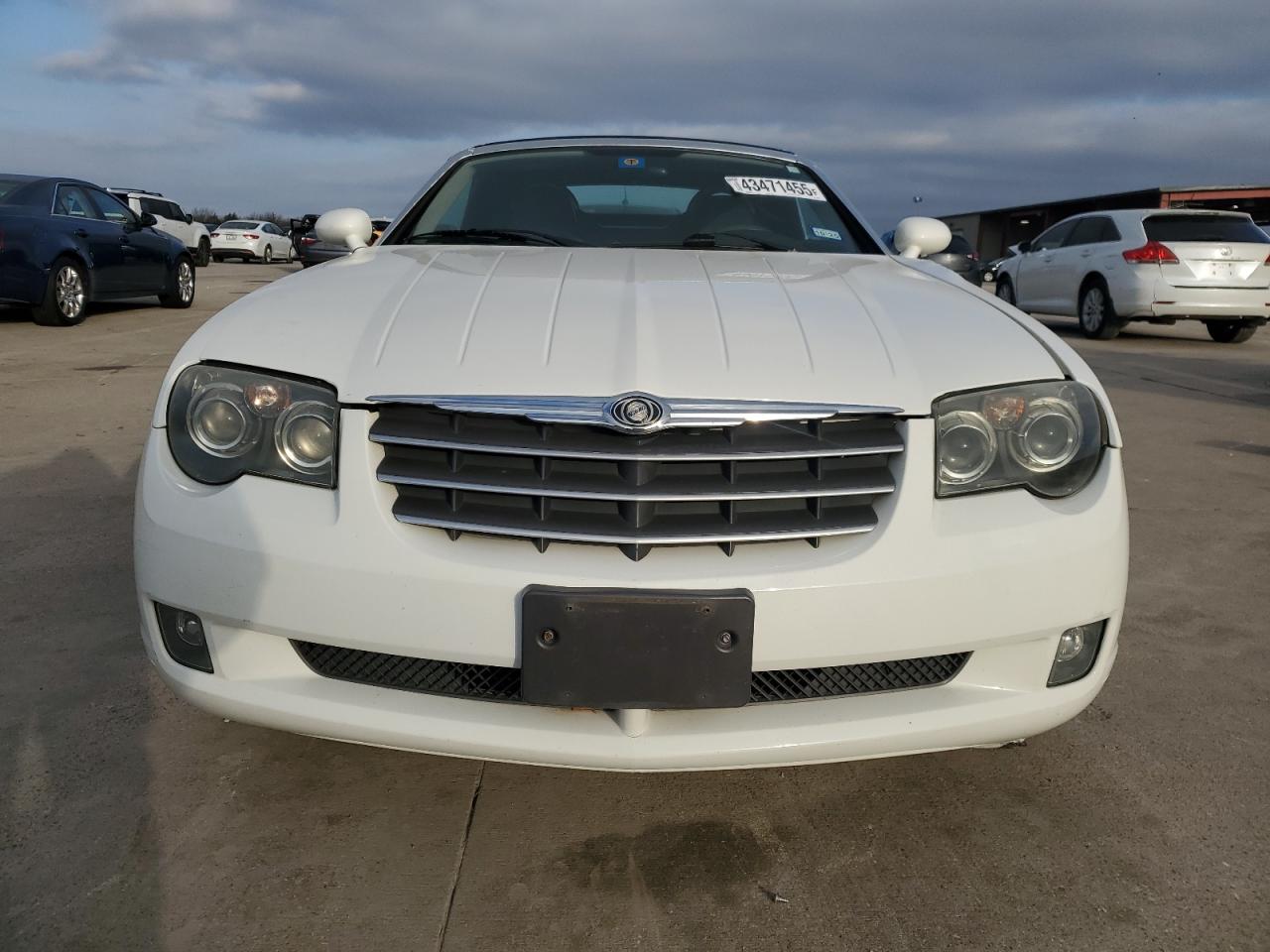 2005 Chrysler Crossfire - Image 5