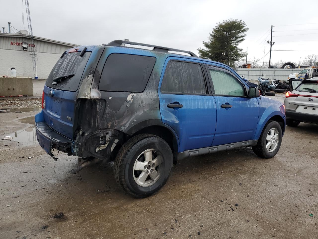 2011 Ford Escape - Image 3