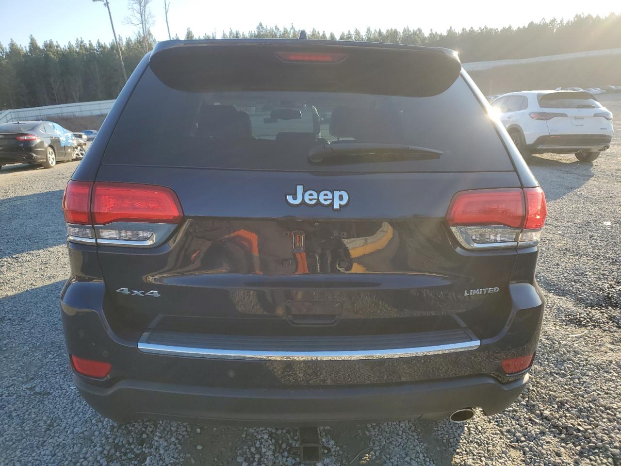 2016 Jeep Grand Cherokee - Image 6