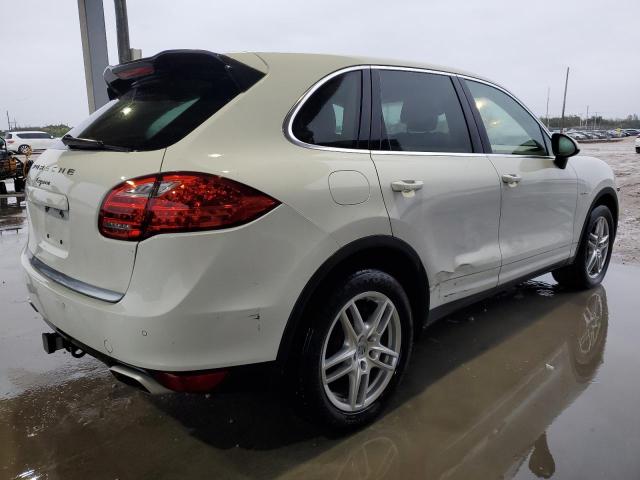  PORSCHE CAYENNE 2013 Белы