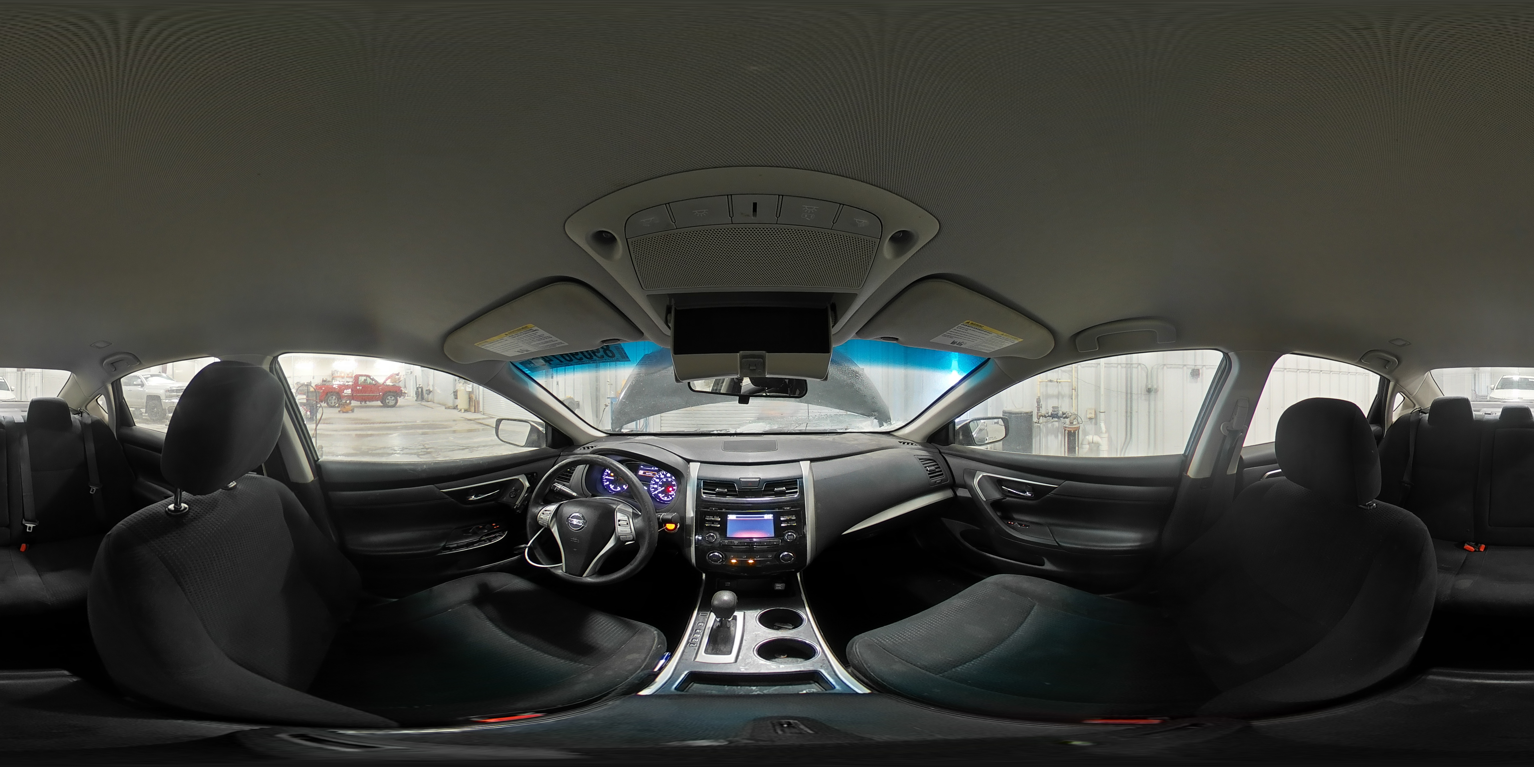 2015 Nissan Altima - Image 13