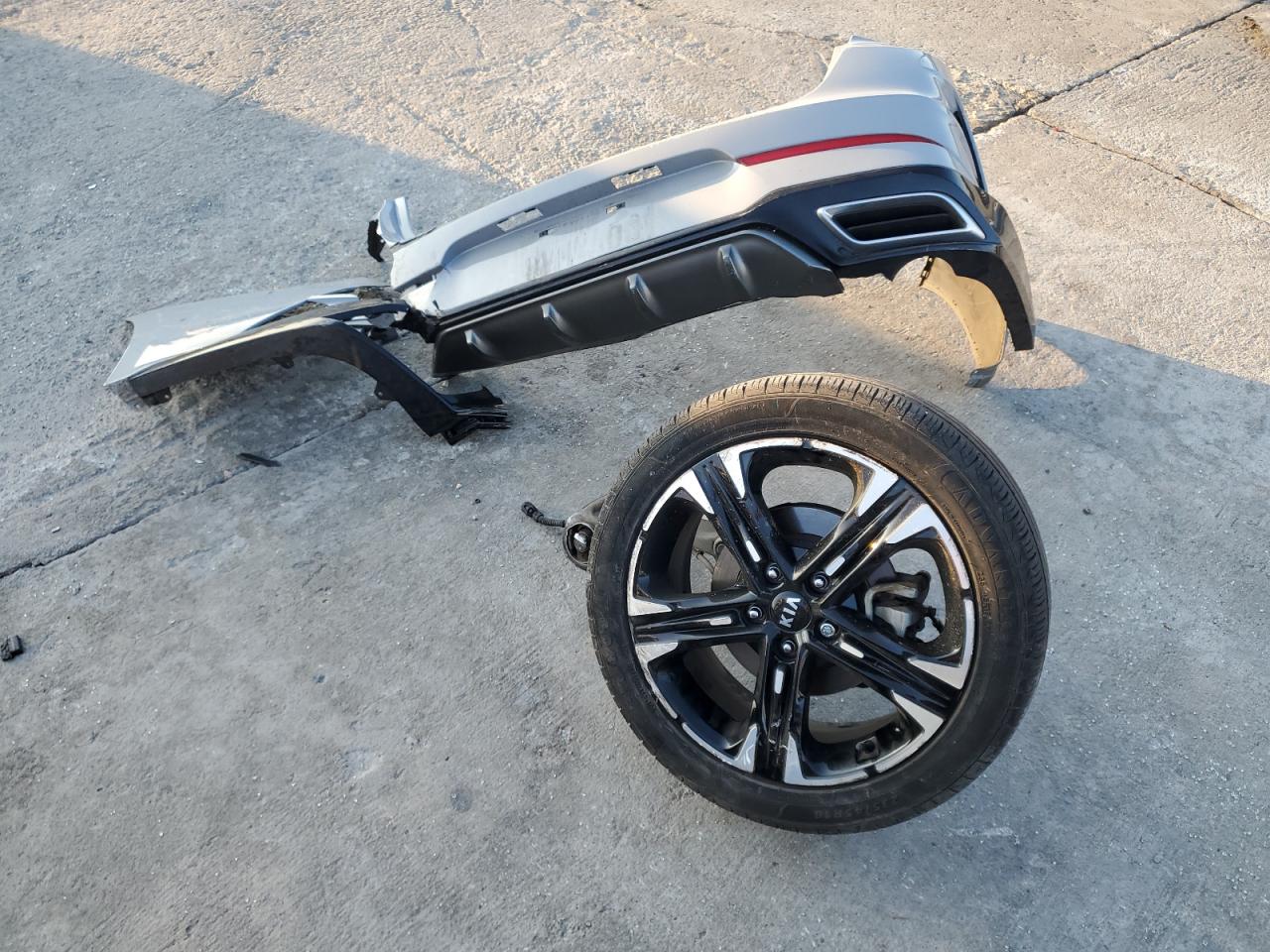 2021 Kia K5 - Image 14