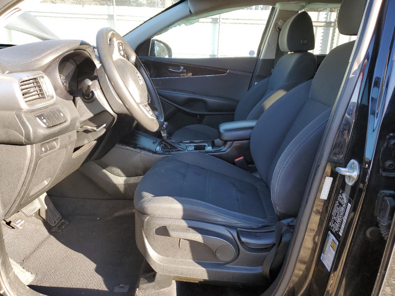 2019 Kia Sorento - Image 7
