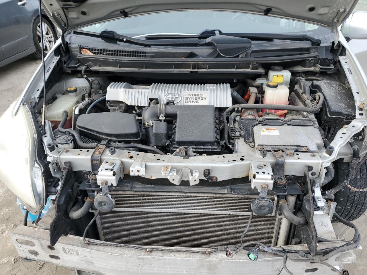 2010 Toyota Prius - Image 11
