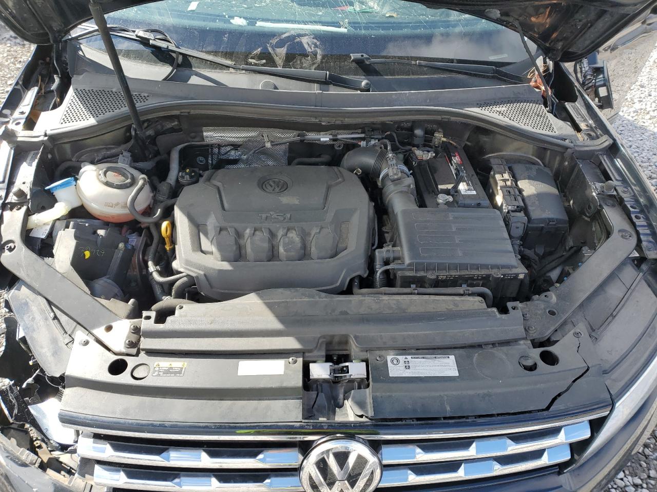 2020 Volkswagen Tiguan - Image 13