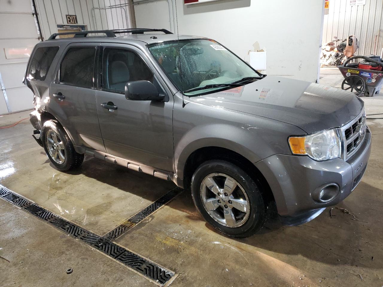 2011 Ford Escape - Image 4