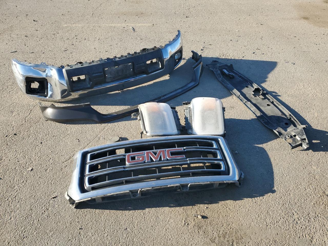 2014 GMC Sierra - Image 14