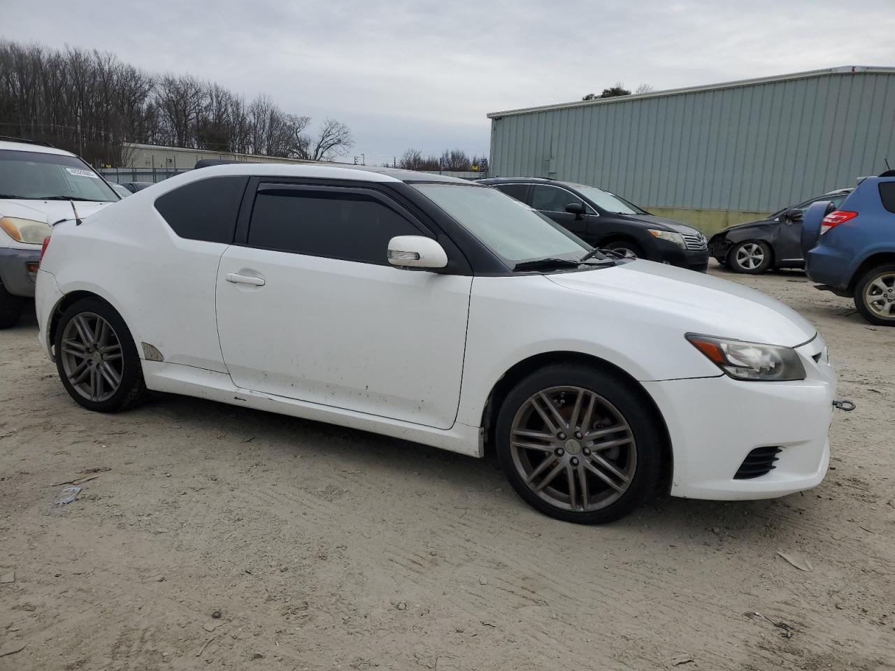 VIN JTKJF5C73D3062448 2013 TOYOTA SCION no.4