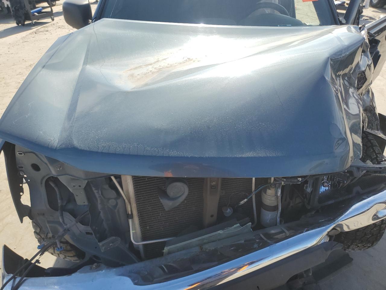 2006 Chevrolet Colorado - Image 11