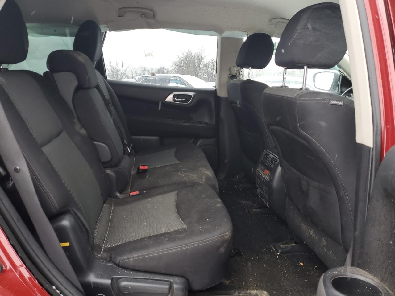 2017 Nissan Pathfinder - Image 11
