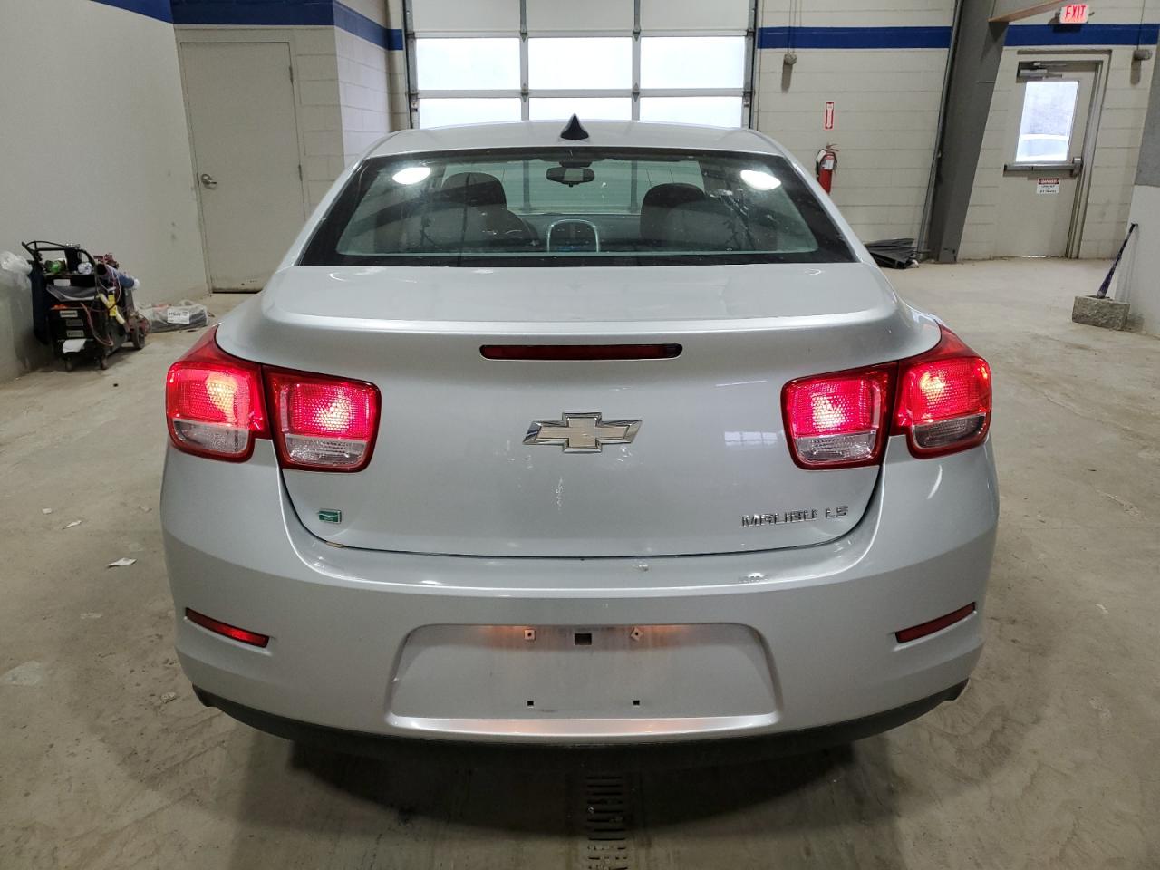 2015 Chevrolet Malibu - Image 6
