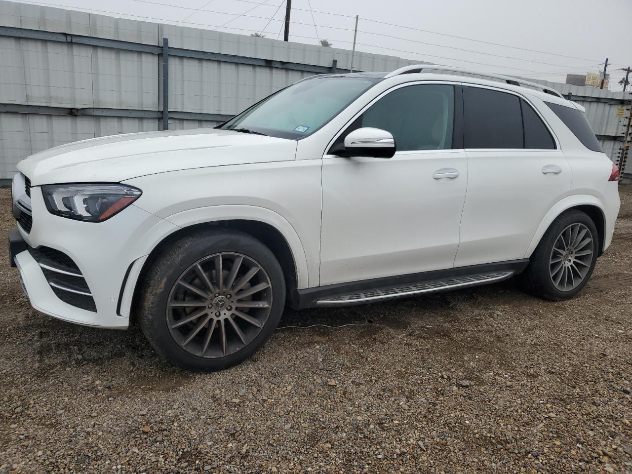 2021 Mercedes-Benz GLE - Image 1