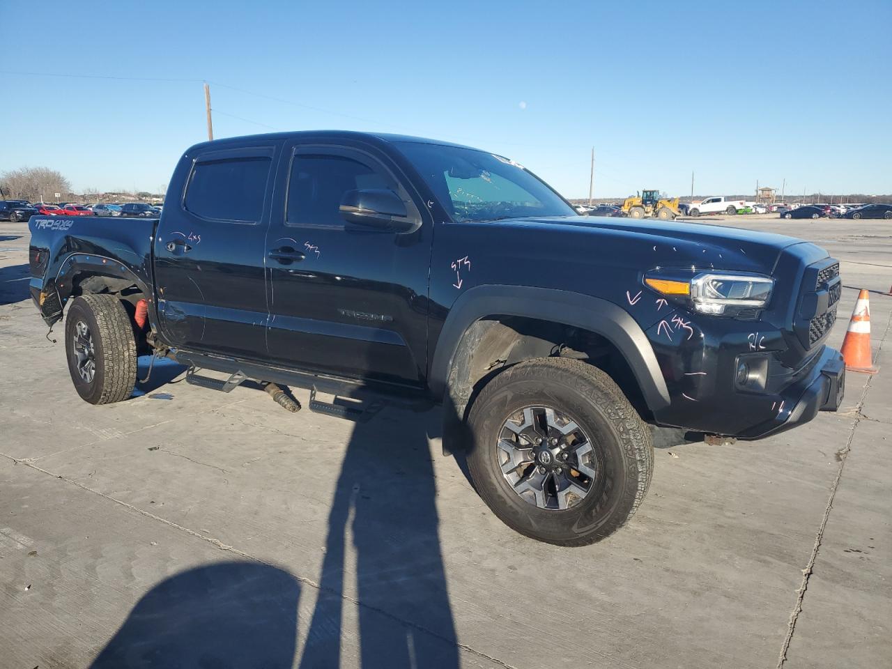 2019 Toyota Tacoma - Image 4