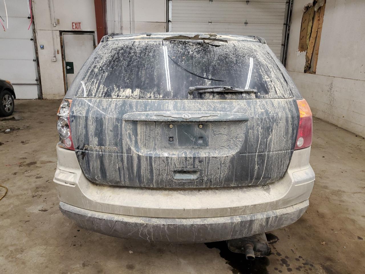 2004 Chrysler Pacifica - Image 6