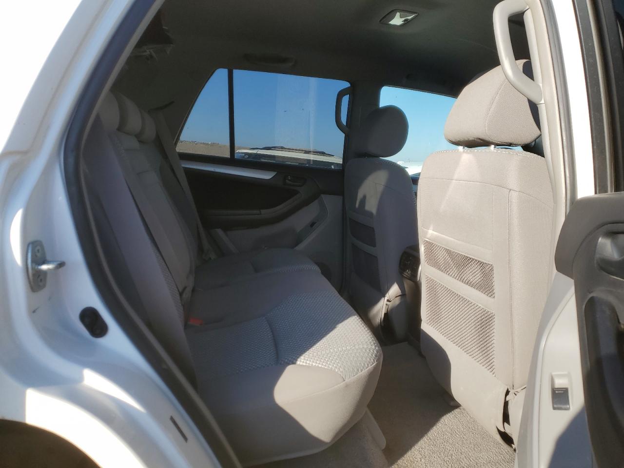 2007 Toyota 4Runner - Image 10