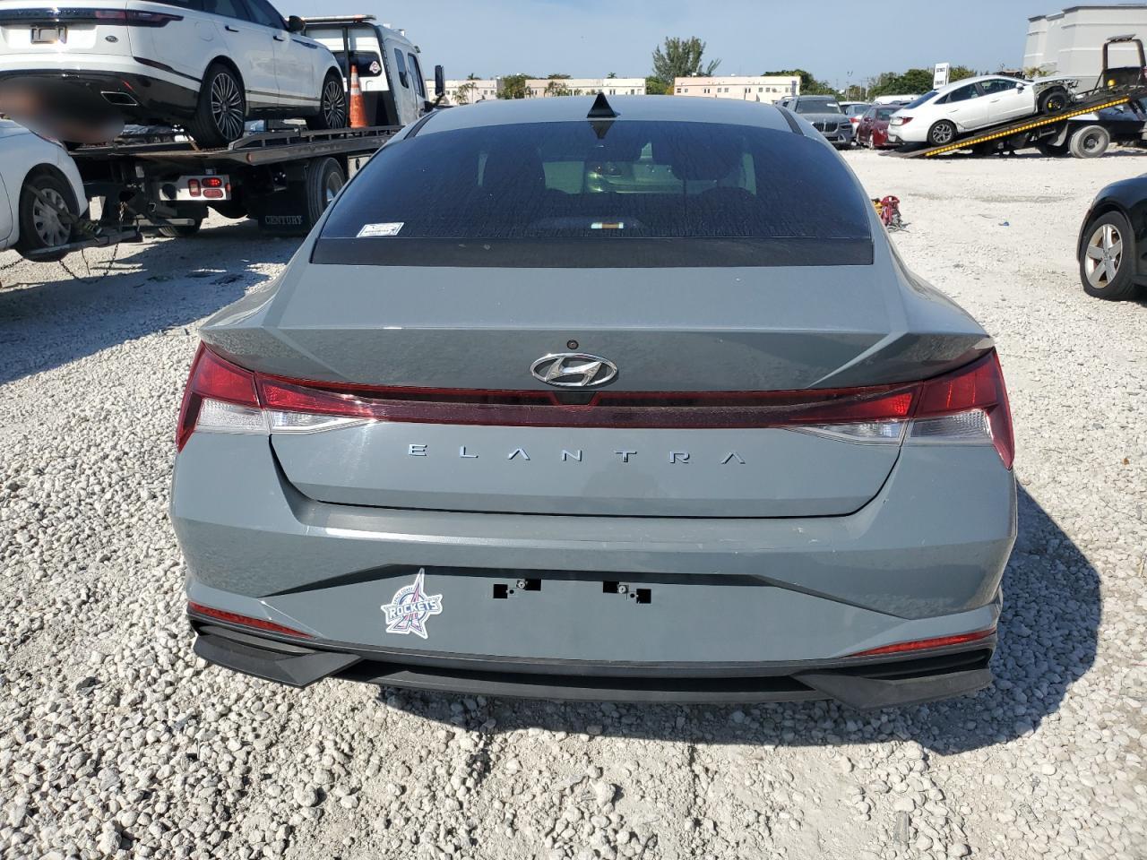 2021 Hyundai Elantra - Image 6