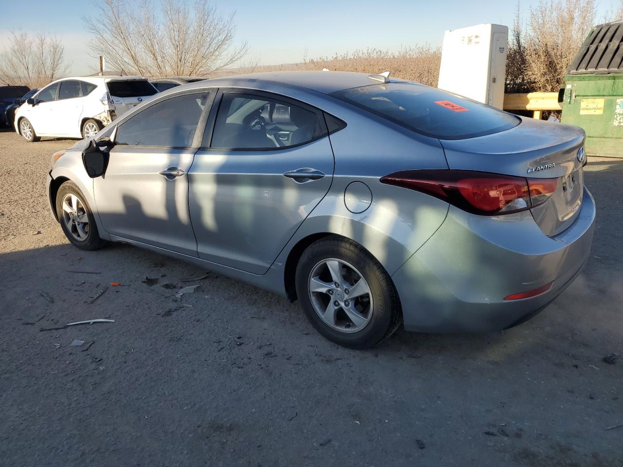 2015 Hyundai Elantra - Image 2