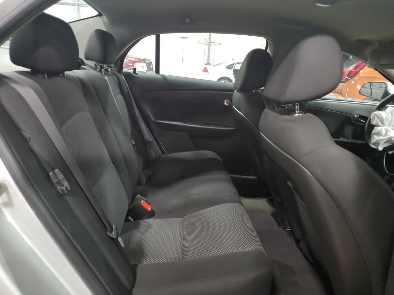 2010 Chevrolet Malibu - Image 10
