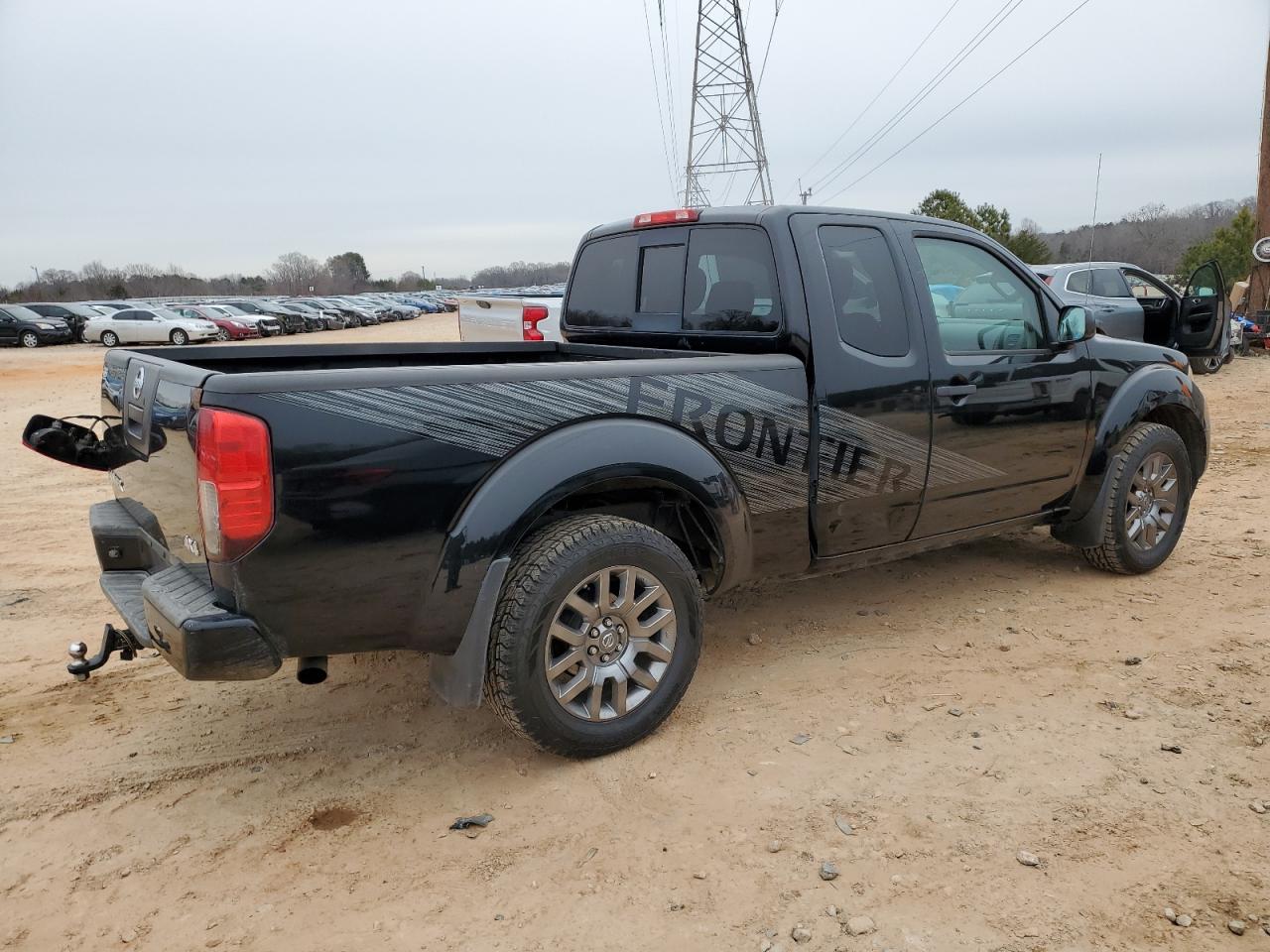 2012 Nissan Navara (Frontier) - Image 3