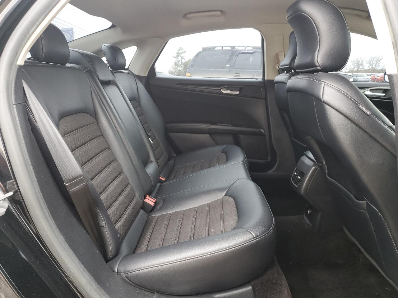 2018 Ford Fusion - Image 10