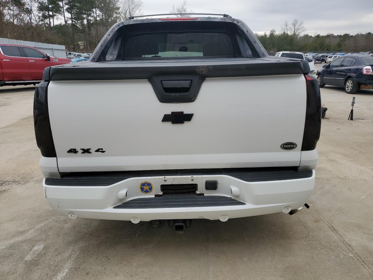 2007 Chevrolet Avalanche - Image 6