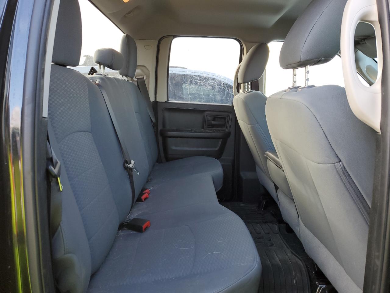 2018 RAM 1500 - Image 10