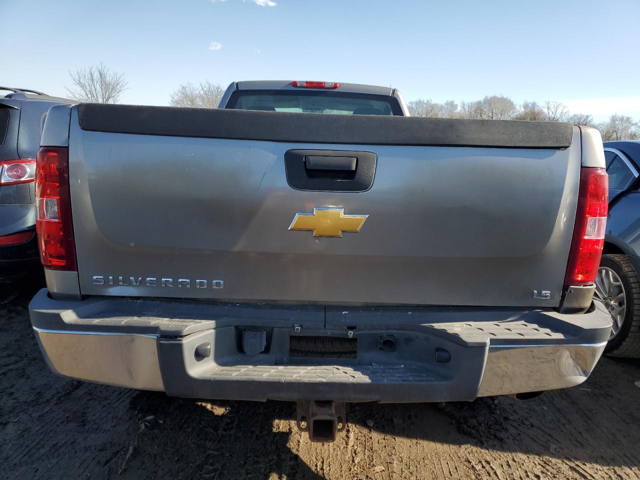 2007 Chevrolet Silverado - Image 6