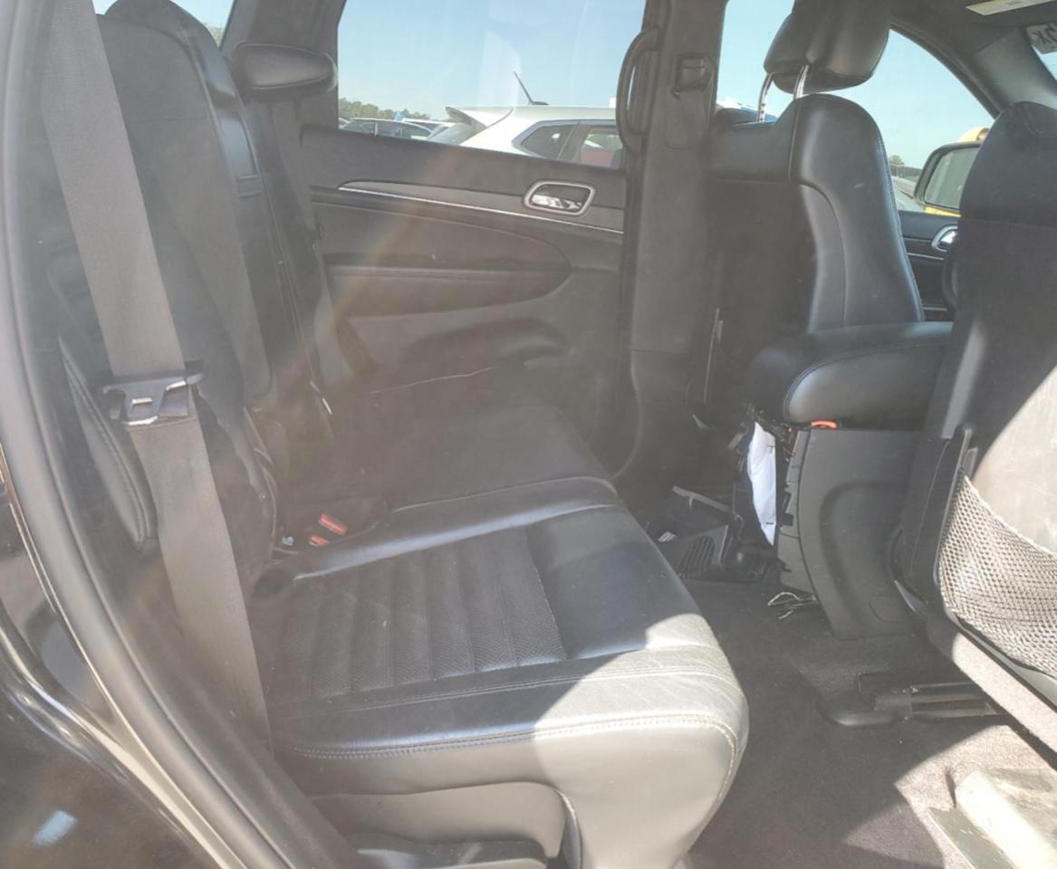 2018 Jeep Grand Cherokee - Image 11