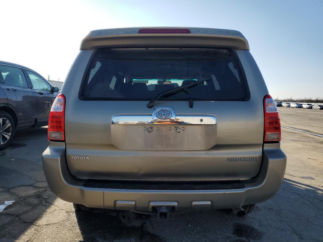 2007 Toyota 4Runner - Image 6