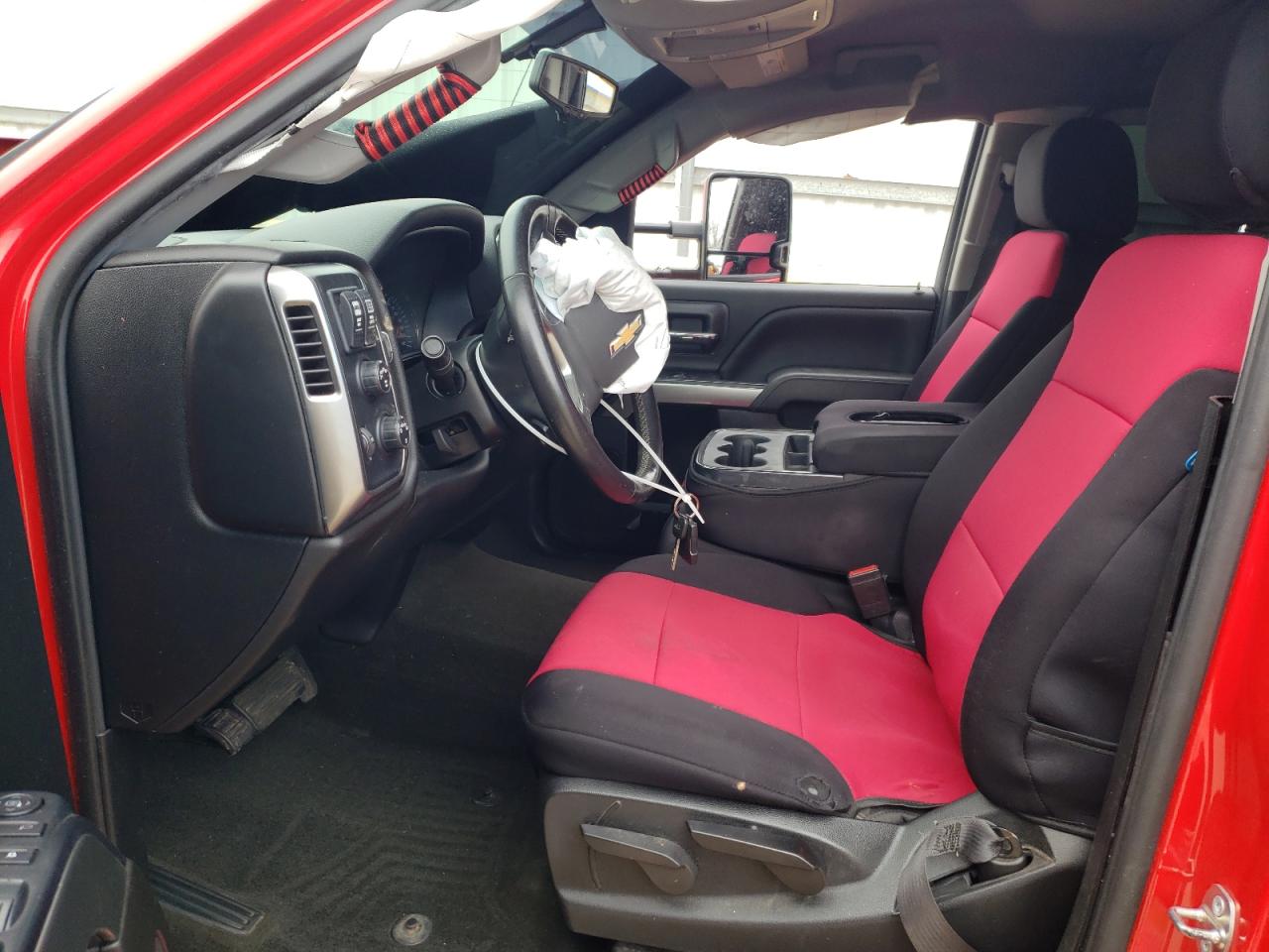 2018 Chevrolet Silverado - Image 7